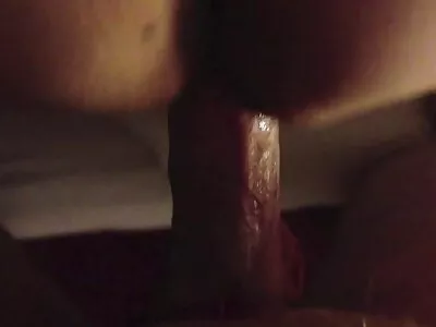 Wellustige echtgenoot stoort haar mooie milf vrouw die gratis seks film slaapt om deze dingen te doen, verdomme!