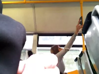 Sexy meid gratis seks film steekt een dildo erin