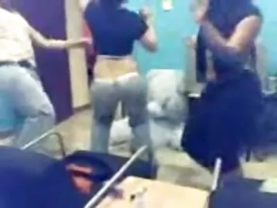Zo mooie puertorricaanse brunette vrouw lekkere seks films maakt een geweldige neuksessie, geniet ervan