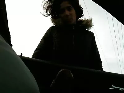 Deze mooie brunette milf vrouw prefereert pik dan gratis lange seksfilmpjes haar familie bij te wonen,!heilige neukpartij!
